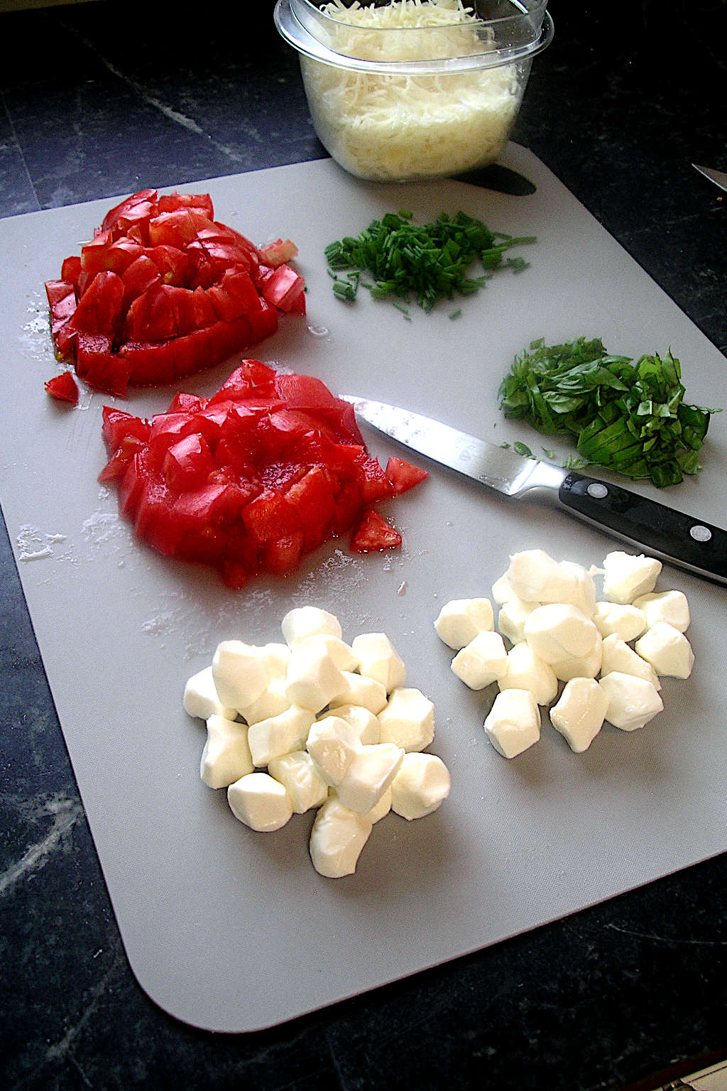 Mise en place for Omelet Caprese